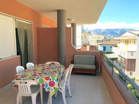 Tania Apartments