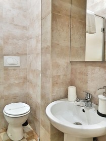B&B Gisira