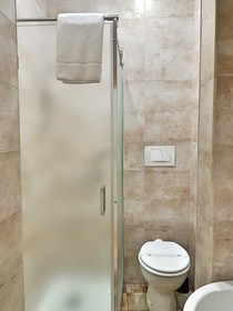 B&B Gisira