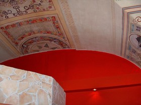 Holland International Rooms