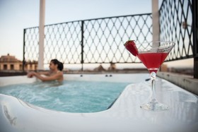 Royal Hotel