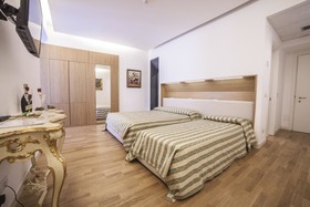 Royal Hotel