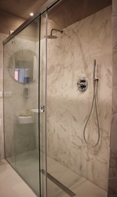 Scene Suites Apartments