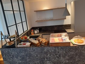 B&B Le Suites Di Costanza