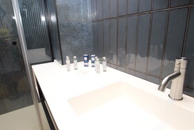 B&B Le Suites Di Costanza