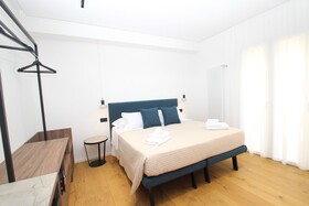 B&B Le Suites Di Costanza