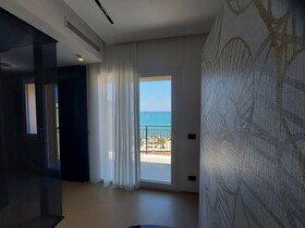 B&B Le Suites Di Costanza