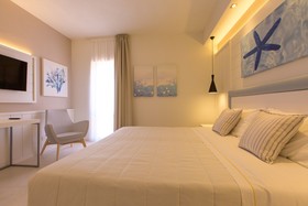 Mangia's Pollina Resort