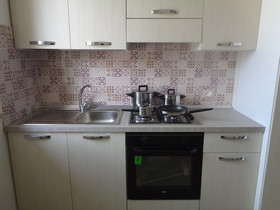 Eryx Apartments