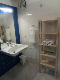 Eryx Apartments