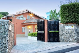 Villa Matari Bed and Breakfast