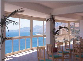 Crystal Sea Hotel
