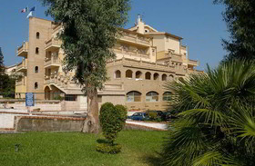Hellenia Hotel