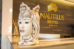 Nautilus Hotel