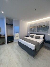 Naxos Marina Bay