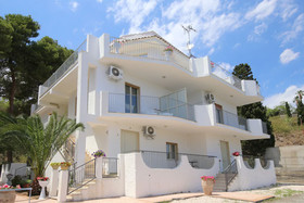 Villa Aurora