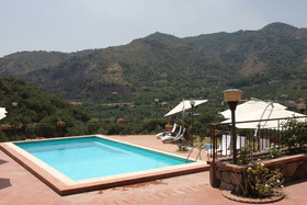Gole Alcantara Botanical & Geological Park Agroturismo Il Poggio