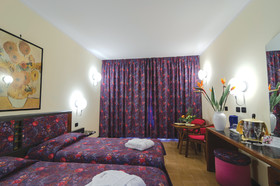 Hotel Antares
