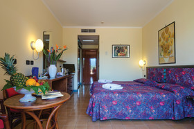 Hotel Antares