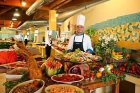 Serenusa Resort