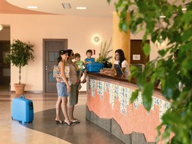 Serenusa Resort
