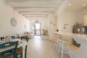 Acqua Azzurra Holiday Home