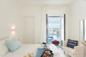 Acqua Azzurra Holiday Home