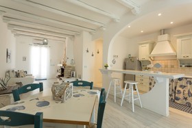 Acqua Azzurra Holiday Home