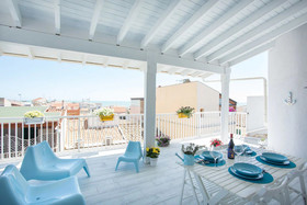 Acqua Azzurra Holiday Home