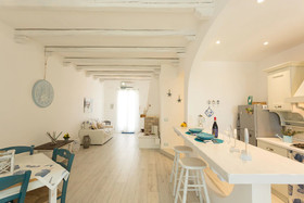 Acqua Azzurra Holiday Home