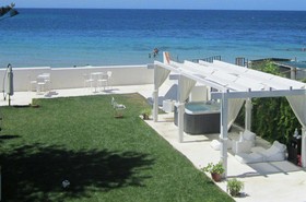 Suite Beach B&B and Club