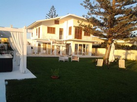 Suite Beach B&B and Club