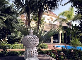 Villa Marrone Luxury Residences