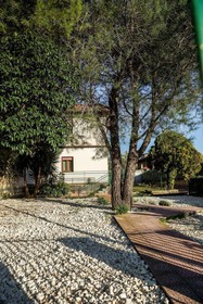 Aitna House