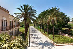 ALMAR Giardino di Costanza Resort