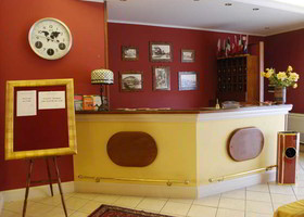Greta Rooms
