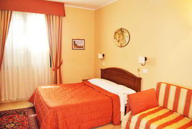 Greta Rooms