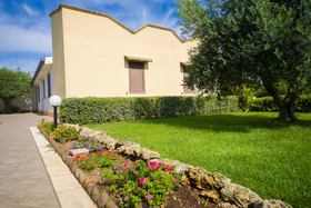 Villa Dahlia