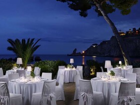 La Plage Resort