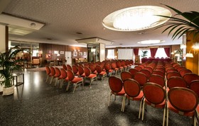 Royal Palace Hotel