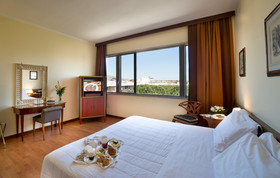 Royal Palace Hotel