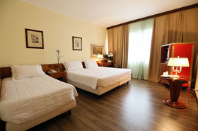 Royal Palace Hotel