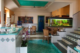 Petit Hotel