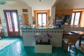 Petit Hotel