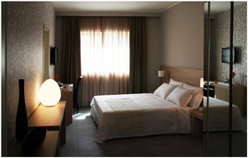 Ferro Hotel