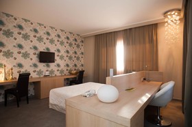 Ferro Hotel
