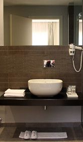 Ferro Hotel