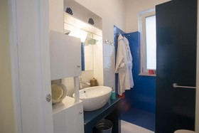 GGHH House Hotel