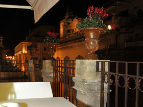 Hotel Porta Reale