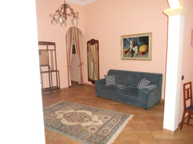 Sicilian House